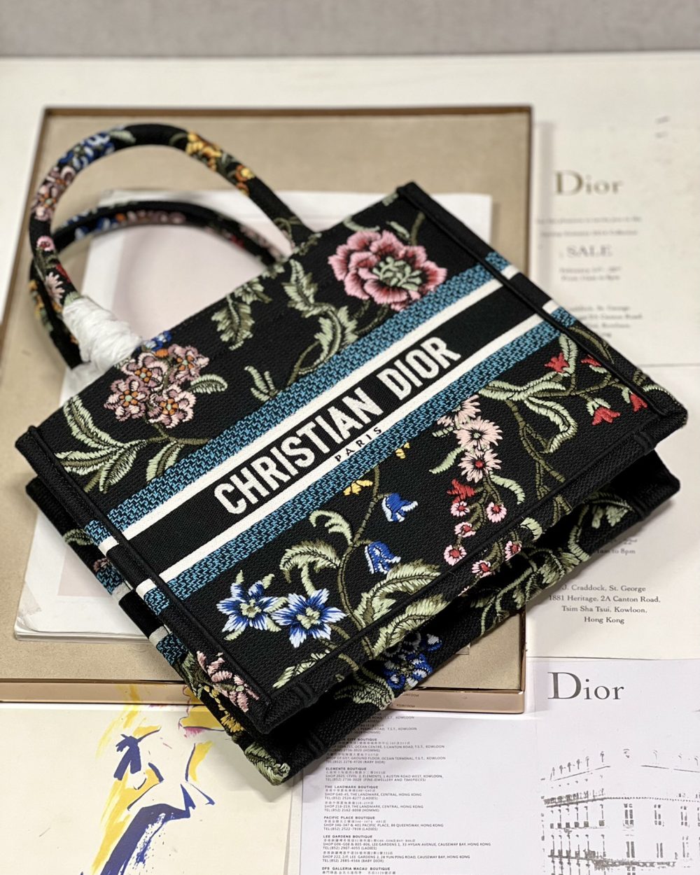 1:1 Replica Small Dior Tote Bag White/Black For Women 10.5 in/ 26.5cm