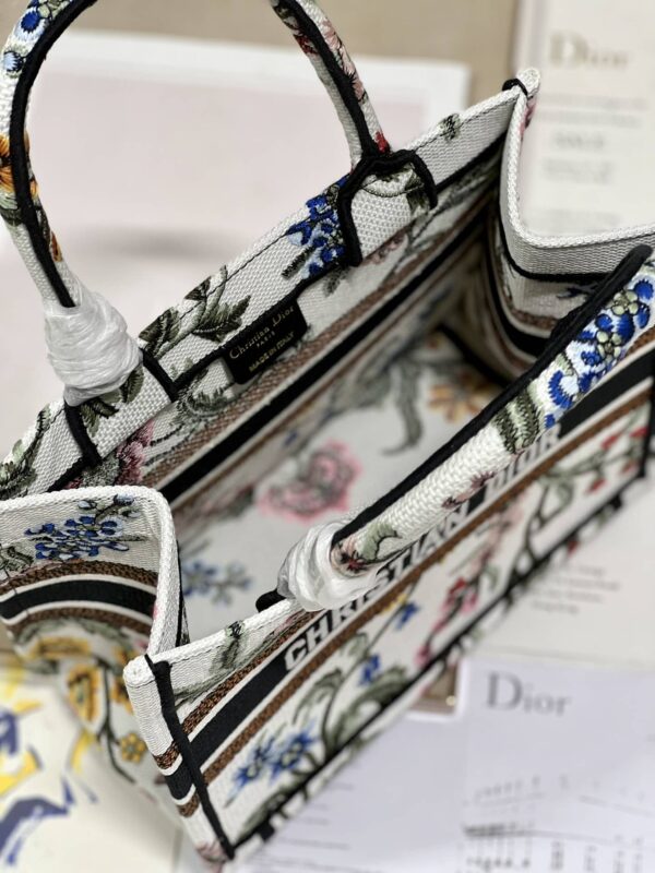 1:1 Replica Small Dior Tote Bag White/Black For Women 10.5 in/ 26.5cm