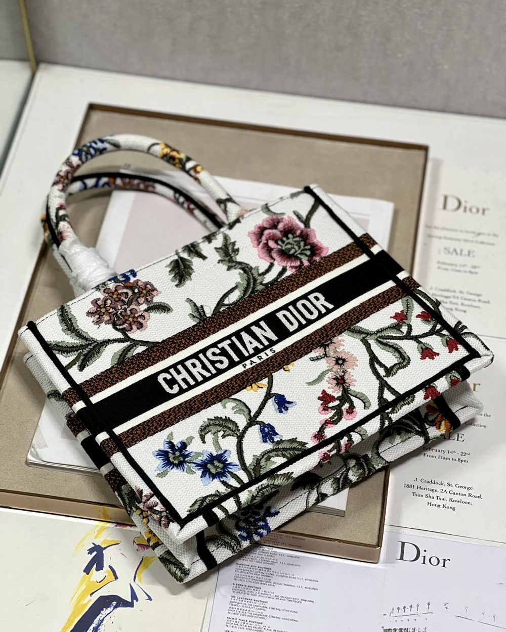 1:1 Replica Small Dior Tote Bag White/Black For Women 10.5 in/ 26.5cm