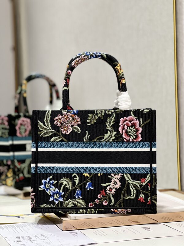 1:1 Replica Small Dior Tote Bag White/Black For Women 10.5 in/ 26.5cm