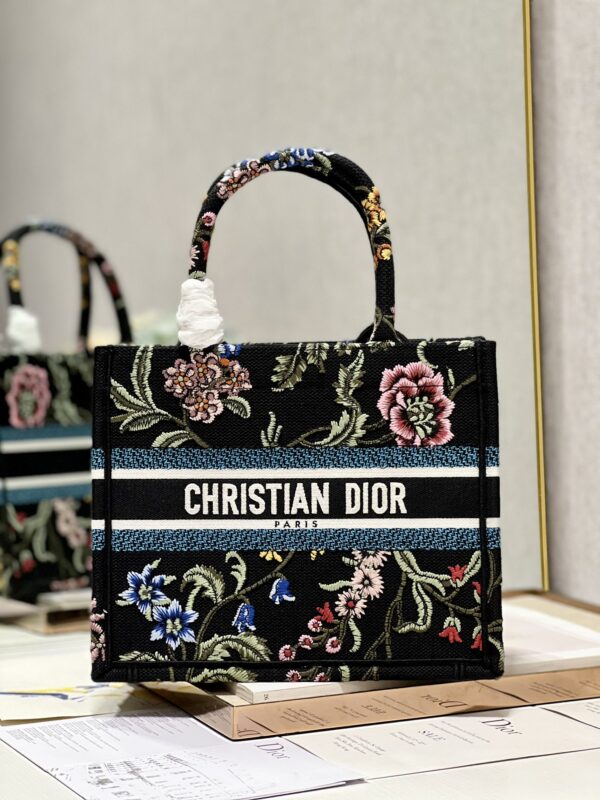 1:1 Replica Small Dior Tote Bag White/Black For Women 10.5 in/ 26.5cm