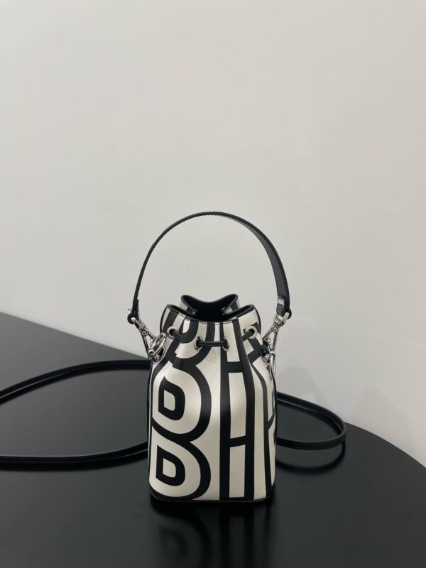 1:1 Replica Small Mon Tresor Bucket Bag Black And White For Women 7in/ 18cm
