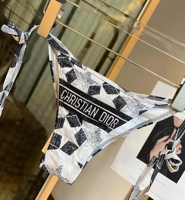 Star Two-Piece Swimsuit Black And White For Women