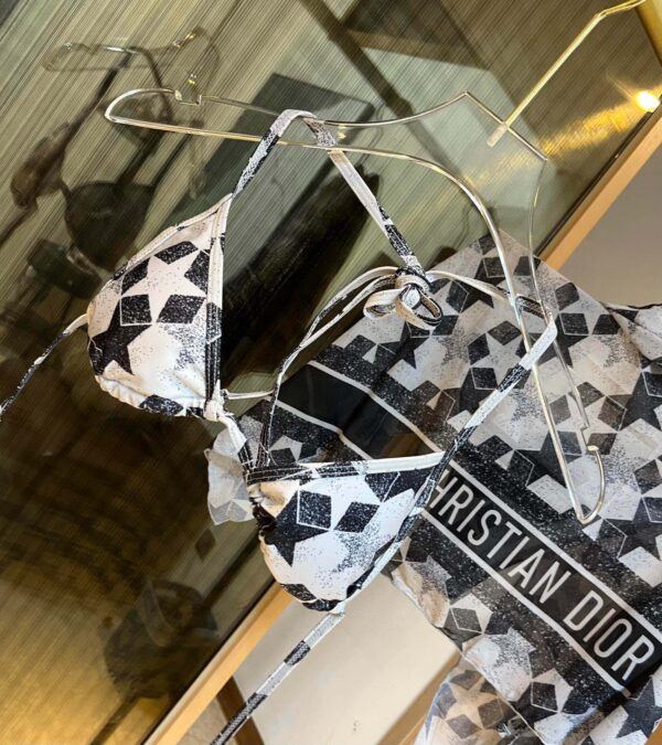 Star Two-Piece Swimsuit Black And White For Women
