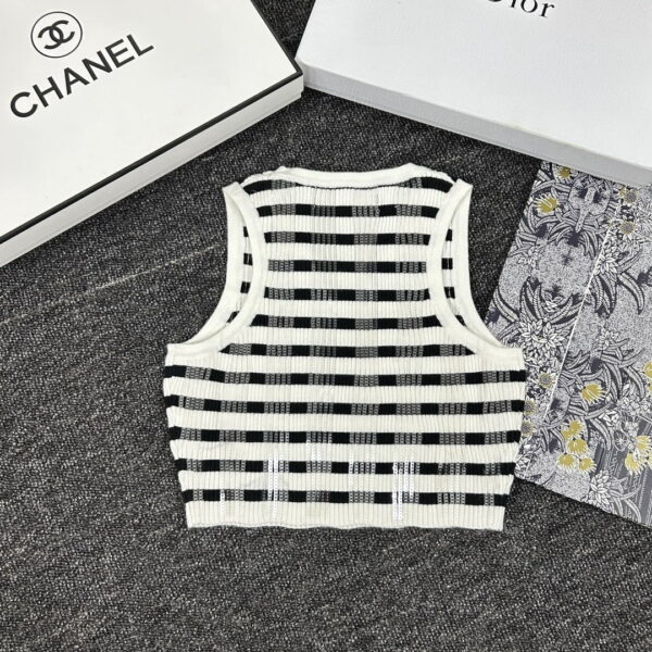 Stripes Knit Crop Top And Skirt White For Women