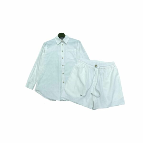 Symmetry Two Letters G Pattern Shirt And Shorts White For Women