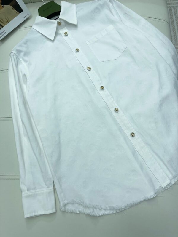 Symmetry Two Letters G Pattern Shirt And Shorts White For Women