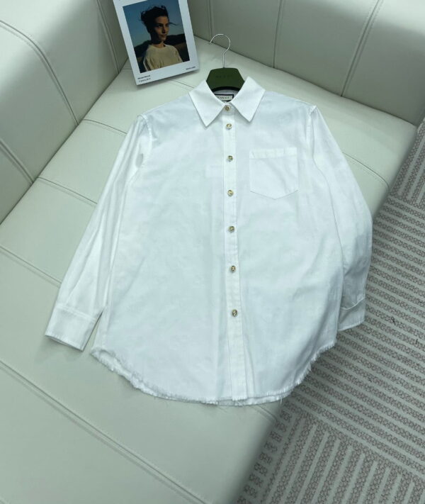 Symmetry Two Letters G Pattern Shirt And Shorts White For Women