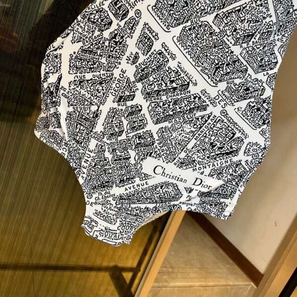 Technical Fabric With Plan De Paris Motif One-Piece Swimsuit White And Black For Women 32BS01A2893_X0930