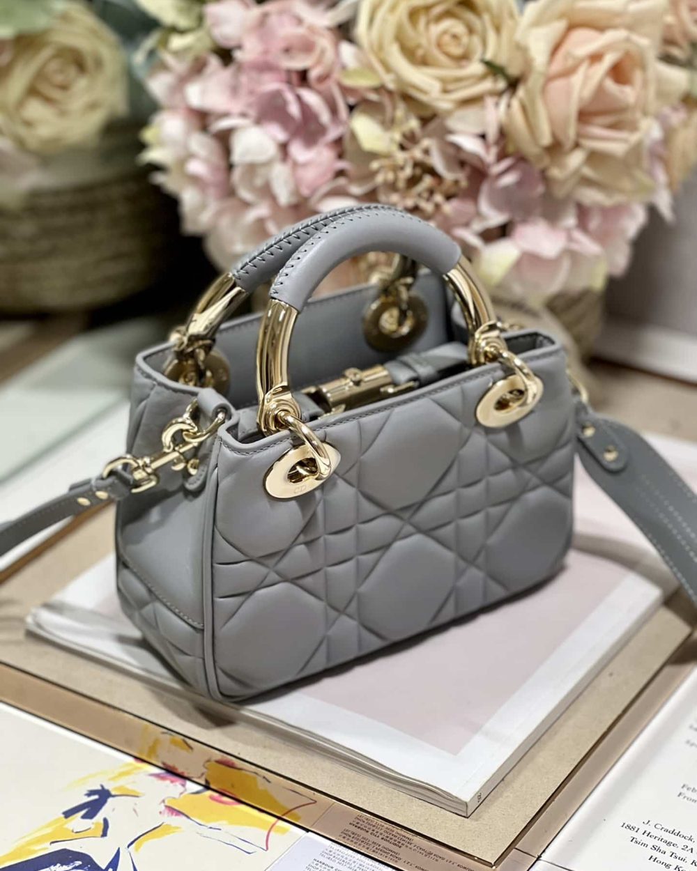 1:1 Replica The Lady 95.22 Bag Black/White/Grey/Green For Women 7.5in/ 19cm