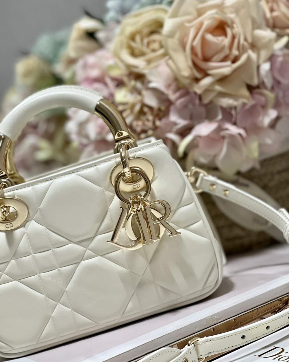 1:1 Replica The Lady 95.22 Bag Black/White/Grey/Green For Women 7.5in/ 19cm