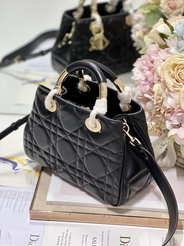1:1 Replica The Medium Lady 95.22 Bag Black/White/Grey For Women 9.5in/ 24cm