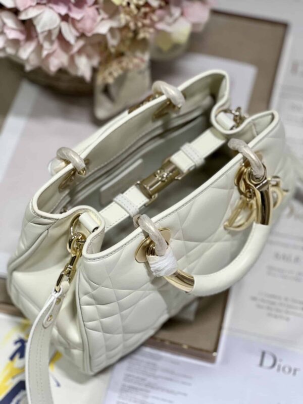 1:1 Replica The Medium Lady 95.22 Bag Black/White/Grey For Women 9.5in/ 24cm