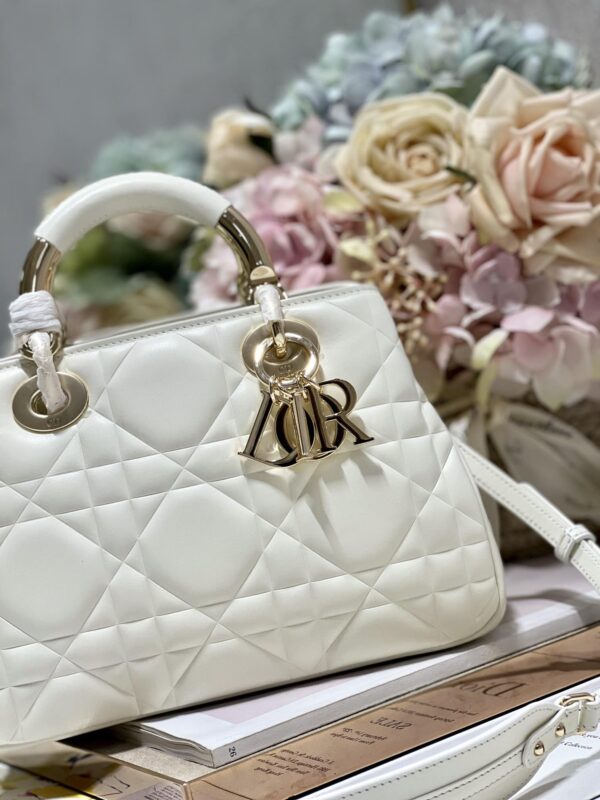 1:1 Replica The Medium Lady 95.22 Bag Black/White/Grey For Women 9.5in/ 24cm