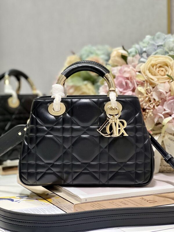 1:1 Replica The Medium Lady 95.22 Bag Black/White/Grey For Women 9.5in/ 24cm