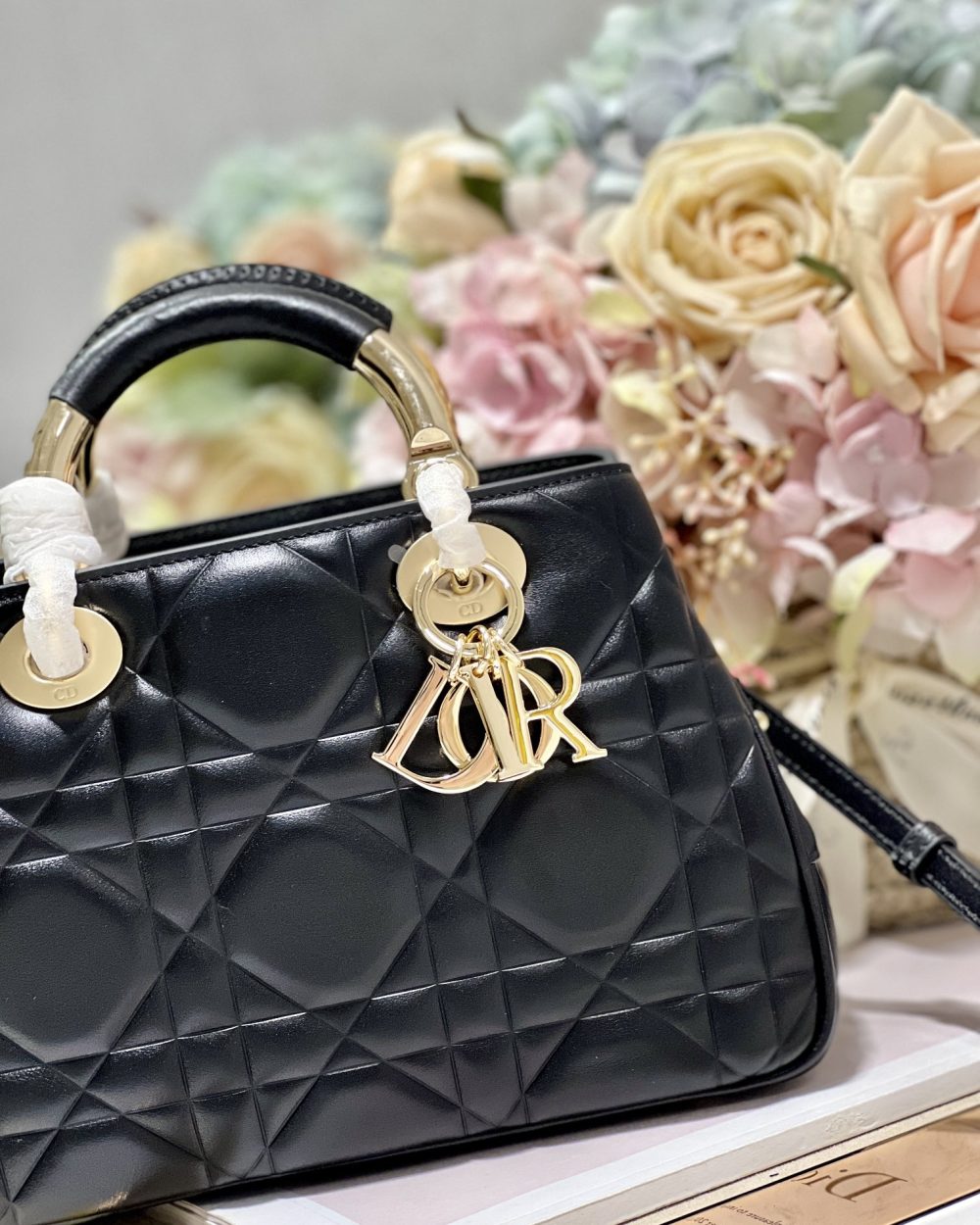 1:1 Replica The Medium Lady 95.22 Bag Black/White/Grey For Women 9.5in/ 24cm