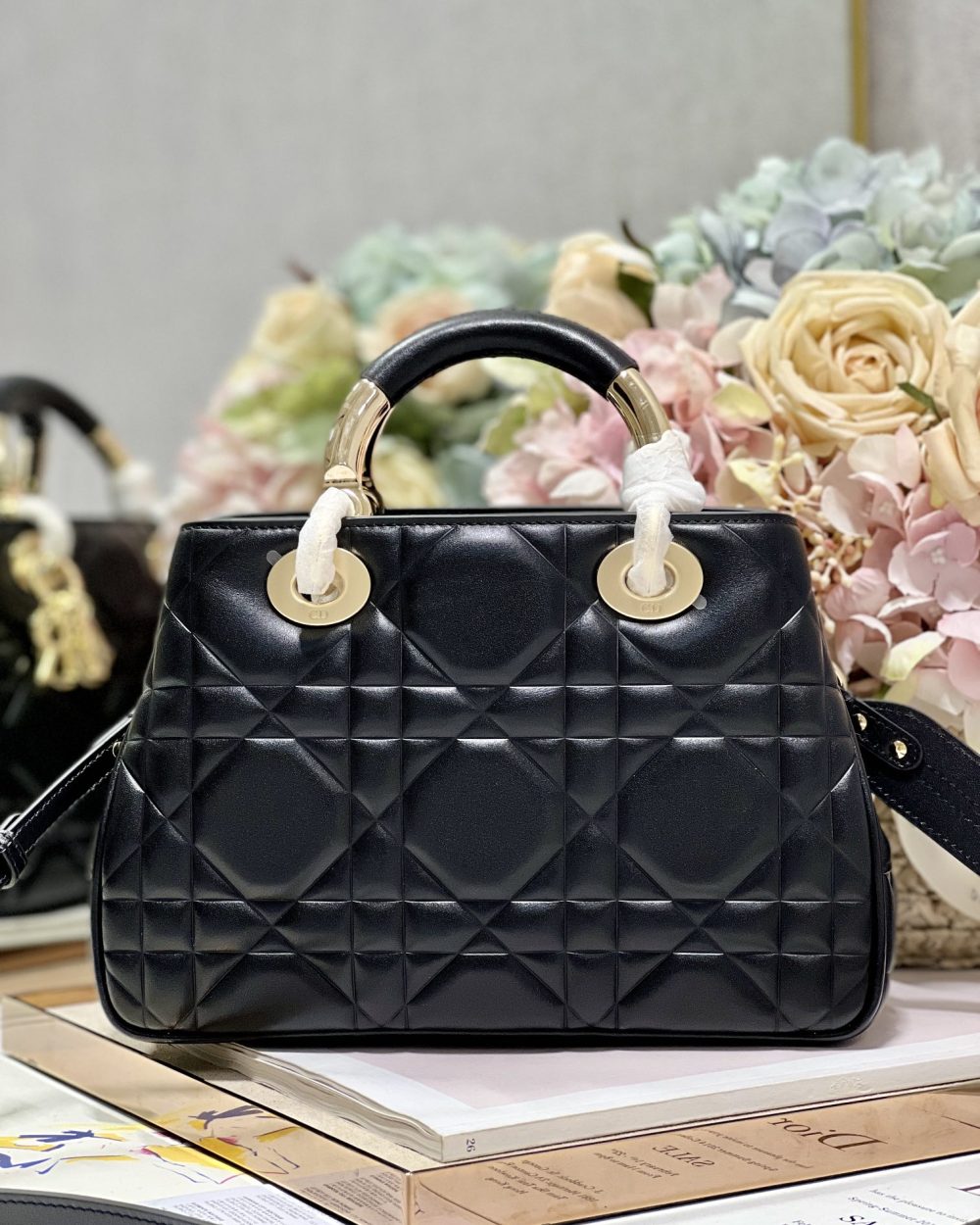 1:1 Replica The Medium Lady 95.22 Bag Black/White/Grey For Women 9.5in/ 24cm