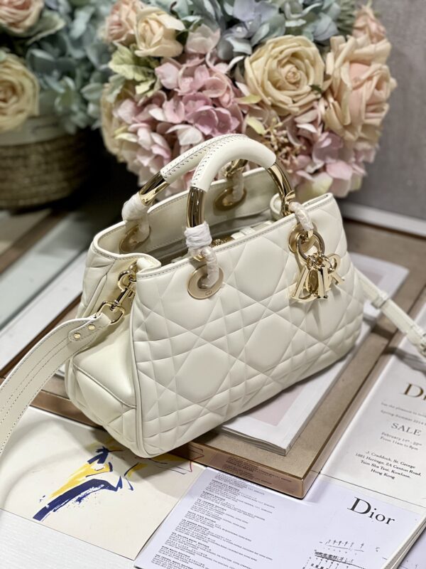 1:1 Replica The Medium Lady 95.22 Bag Black/White/Grey For Women 9.5in/ 24cm