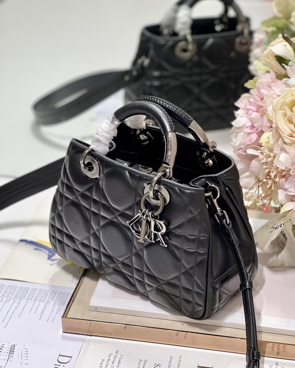 1:1 Replica The Medium Lady 95.22 Bag With Black Tone Hardware Black/White/Grey For Women 9.5in/ 24cm