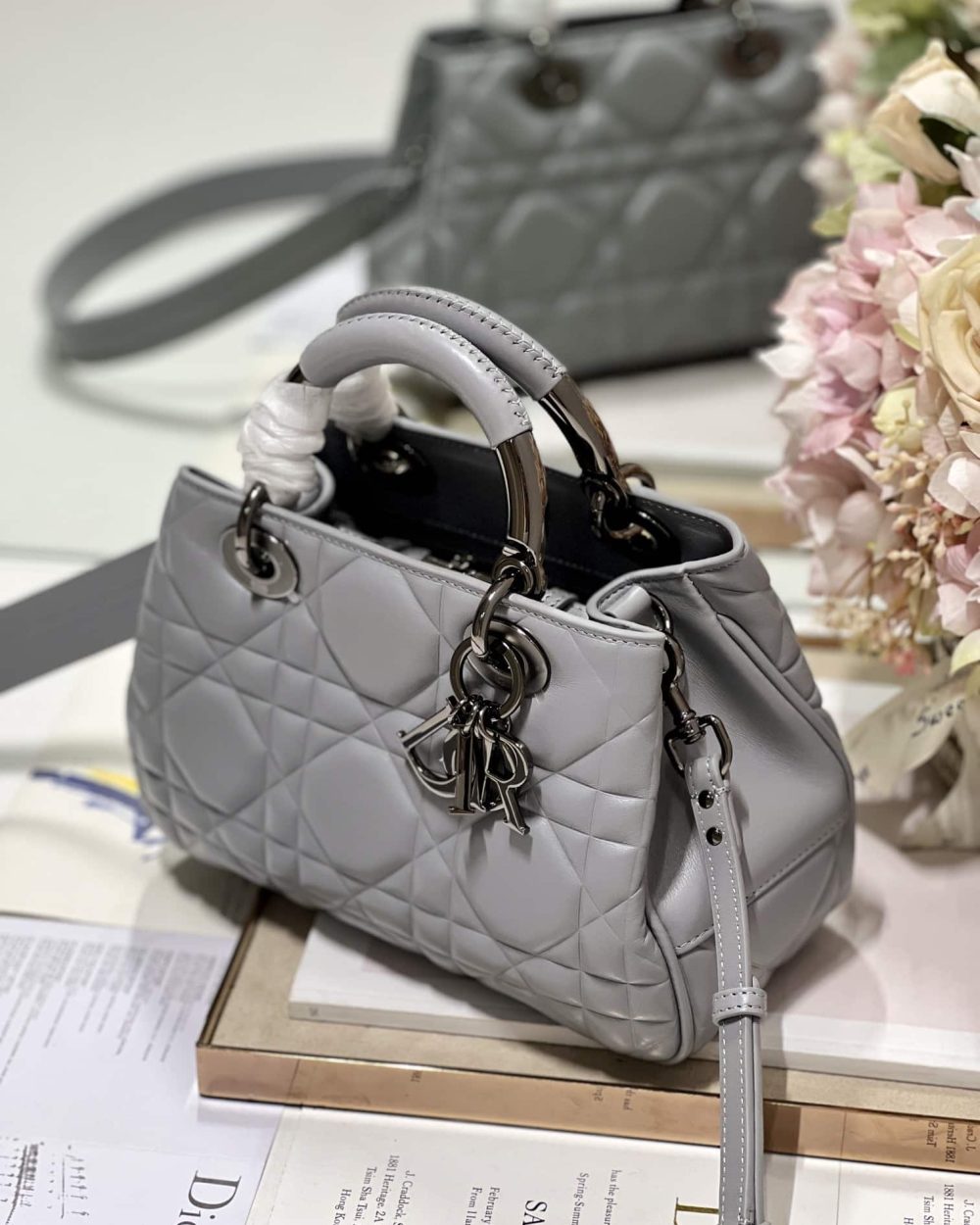 1:1 Replica The Medium Lady 95.22 Bag With Black Tone Hardware Black/White/Grey For Women 9.5in/ 24cm