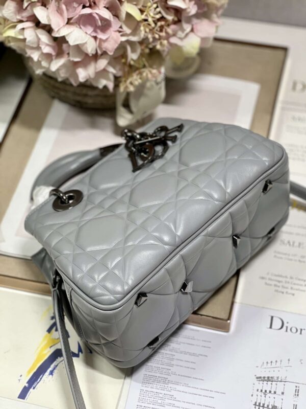 1:1 Replica The Medium Lady 95.22 Bag With Black Tone Hardware Black/White/Grey For Women 9.5in/ 24cm