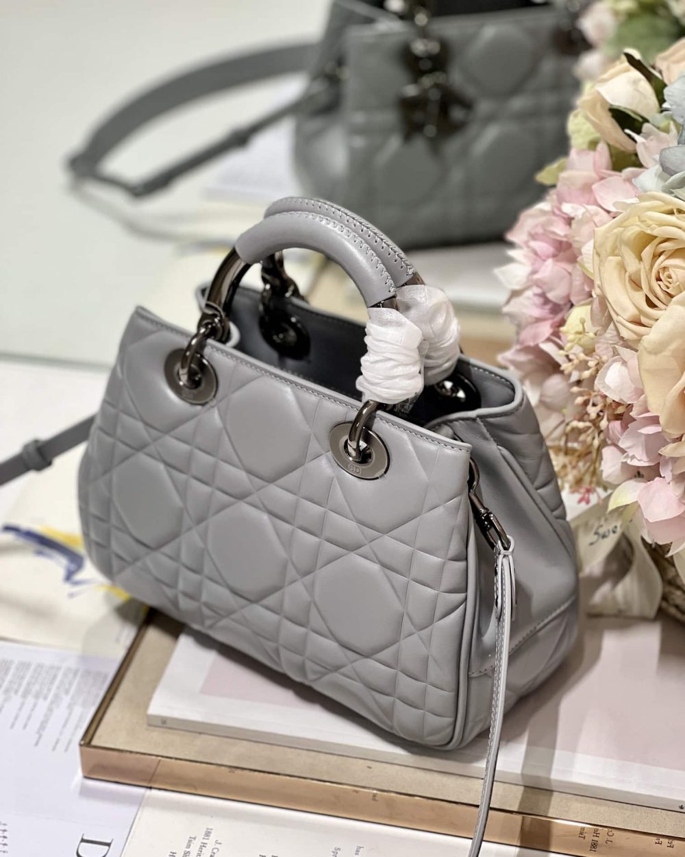 1:1 Replica The Medium Lady 95.22 Bag With Black Tone Hardware Black/White/Grey For Women 9.5in/ 24cm