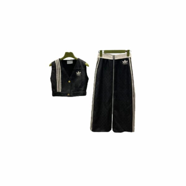 Trefoil Print And 3-Stripe Top And Skirt Black For Women