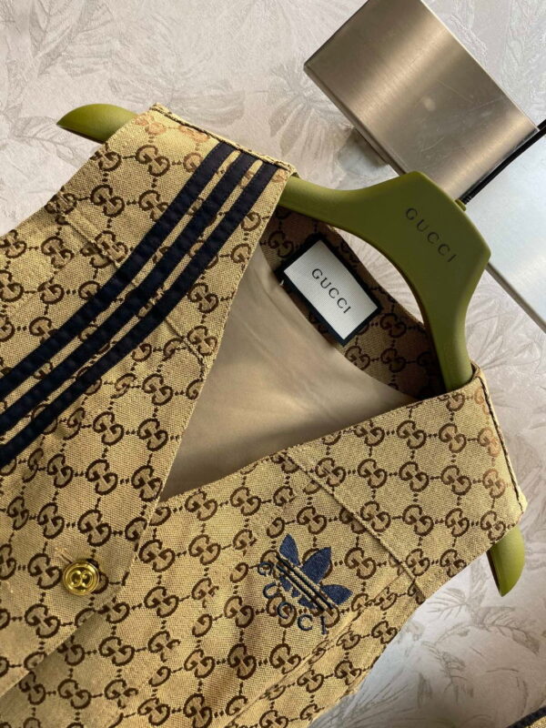 Trefoil Print And 3-Stripe Top And Skirt Brown For Women