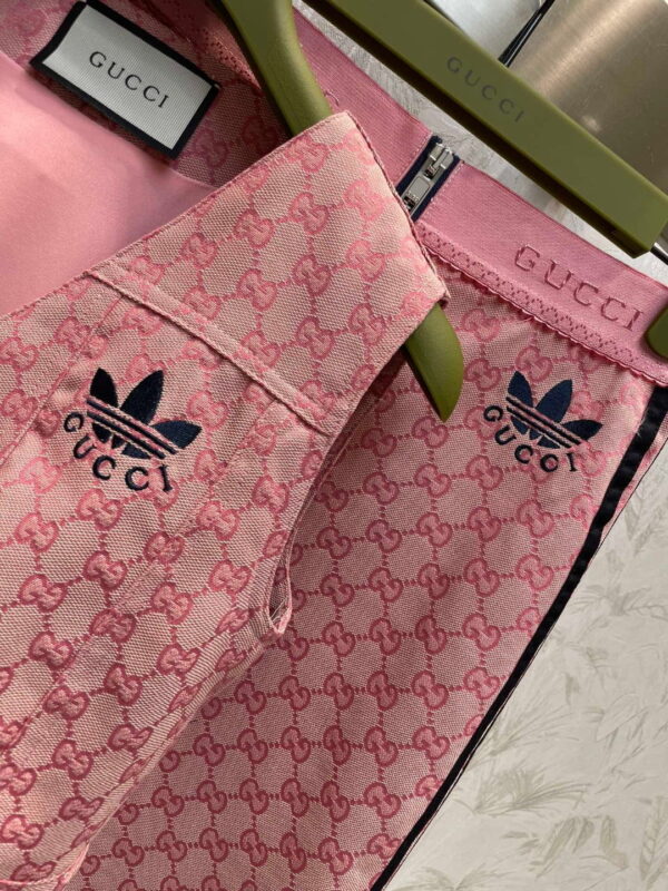 Trefoil Print And 3-Stripe Top And Skirt Pink For Women