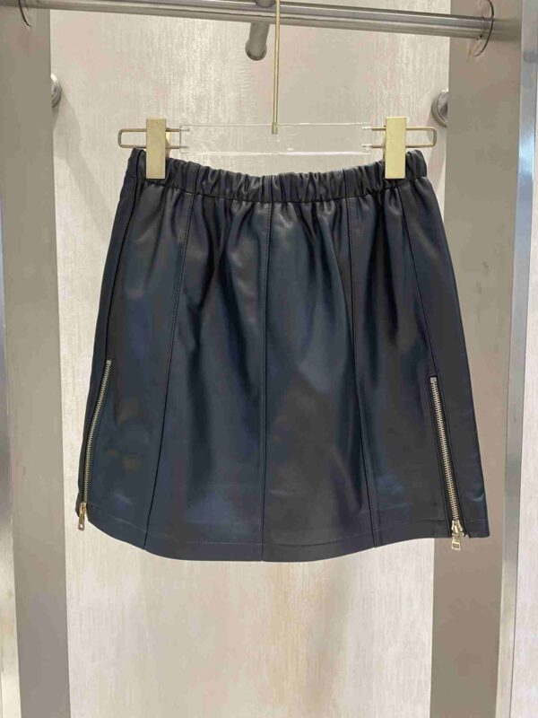 Triomphe Casual Skirt Black For Women