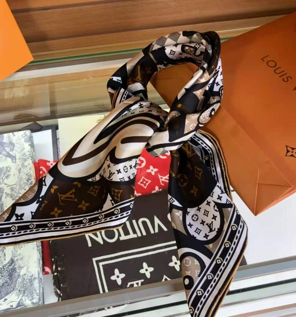 Ultimate 3D Square 90 White And Brown For Women