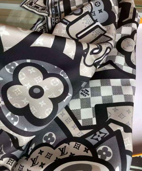 Ultimate 3D Square 90 White And Grey For Women