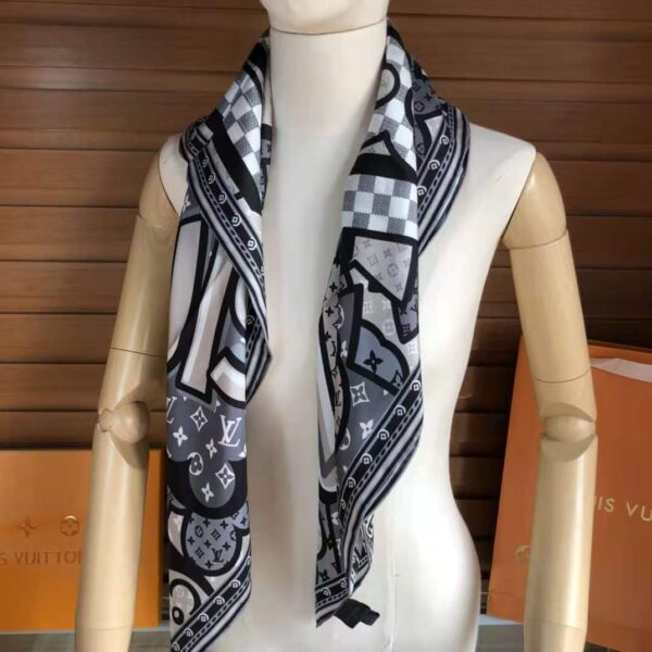 Ultimate 3D Square 90 White And Grey For Women