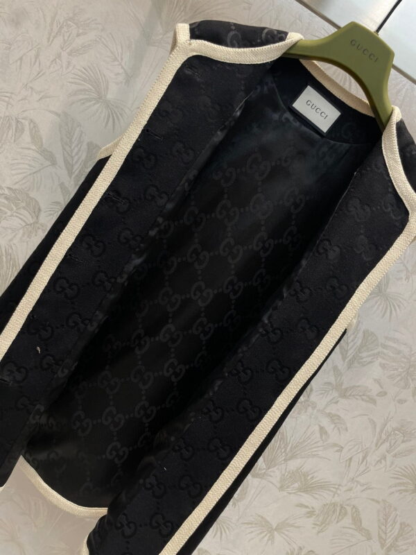 White Border Top And Shorts Black For Women