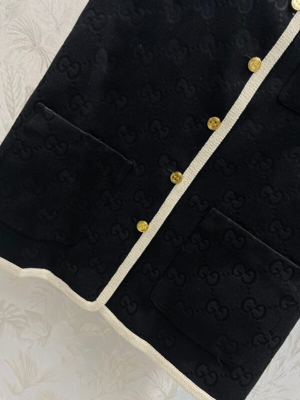 White Border Top And Shorts Black For Women