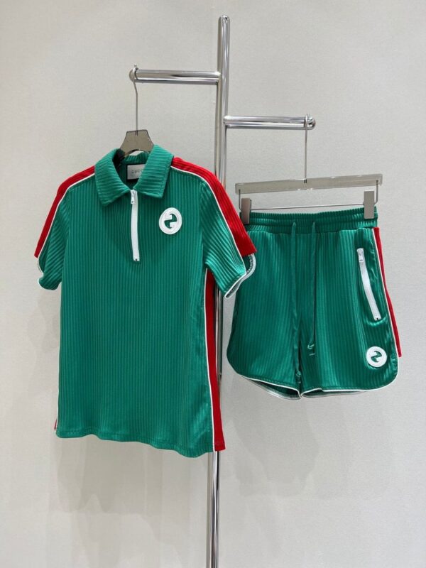 White Circle T-Shirt And Shorts Green For Women