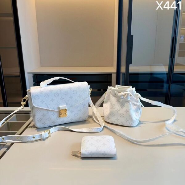 DBS-LC858 - Discounted Price For Set Louis Vuitton 3 Bags