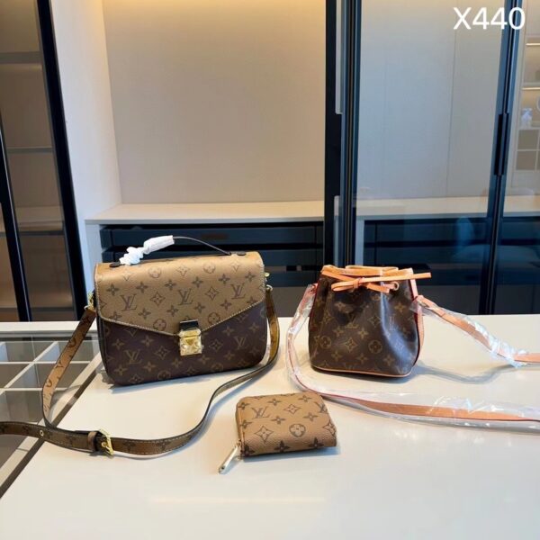 DBS-LC866 - Discounted Price For Set Louis Vuitton 3 Bags