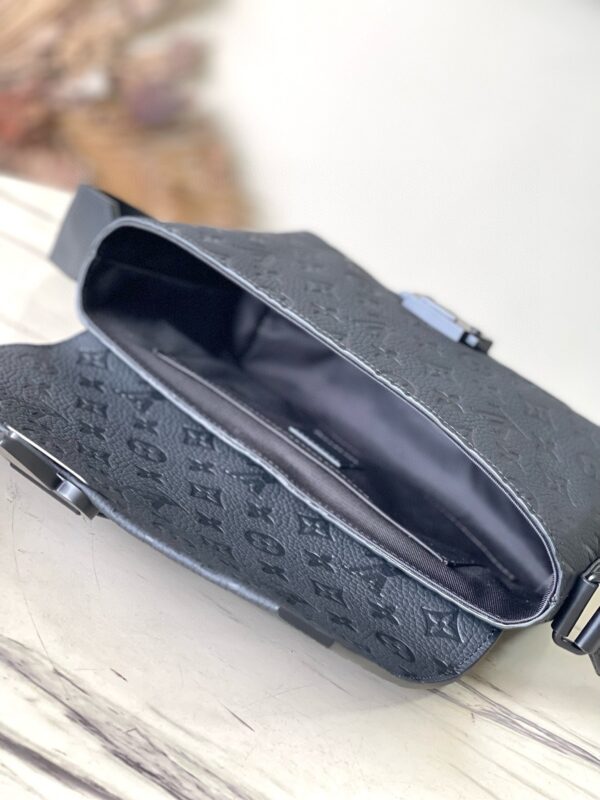 [REP 1:1] Louis Vuitton LV S-Cape Messenger Unique Bag For Women M23741 - 28cm