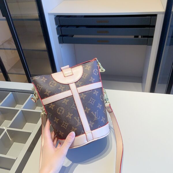 DBS-LC770 - Discounted Price For Set Louis Vuitton 3 Bags