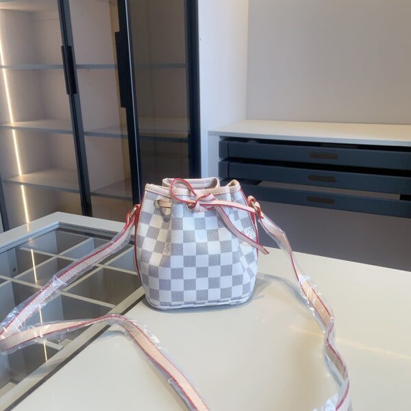DBS-LC864 - Discounted Price For Set Louis Vuitton 3 Bags