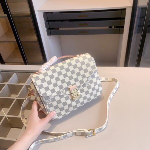 DBS-LC864 - Discounted Price For Set Louis Vuitton 3 Bags