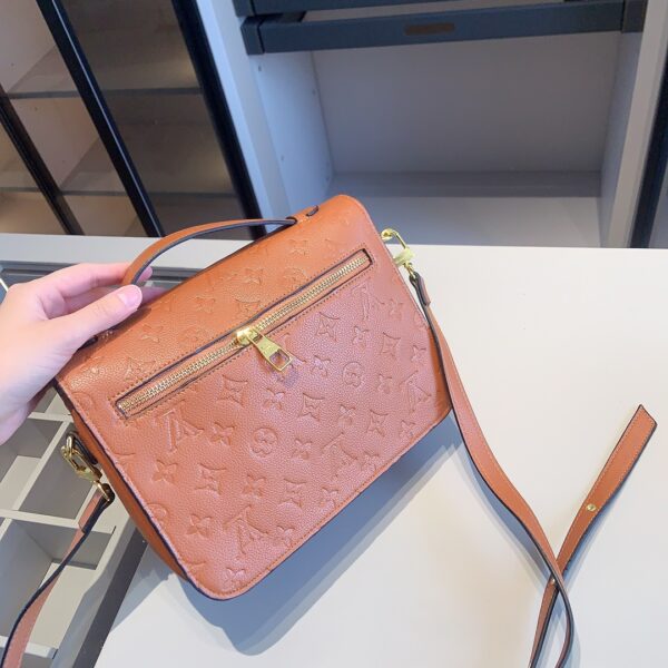 DBS-LC860 - Discounted Price For Set Louis Vuitton 3 Bags