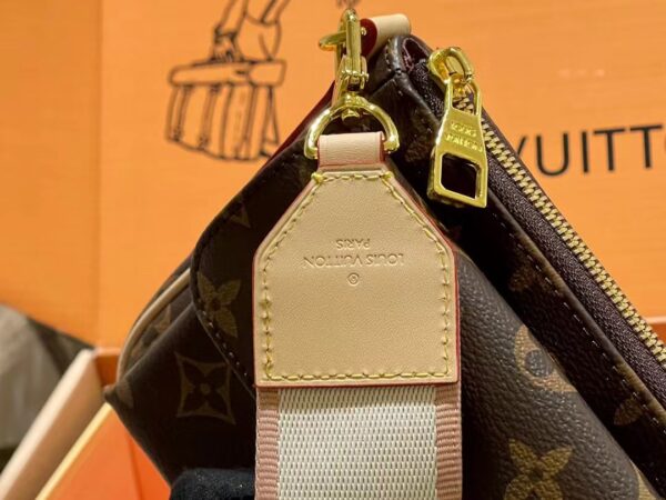 LC352 - Louis Vuitton Women's Fashion Bag