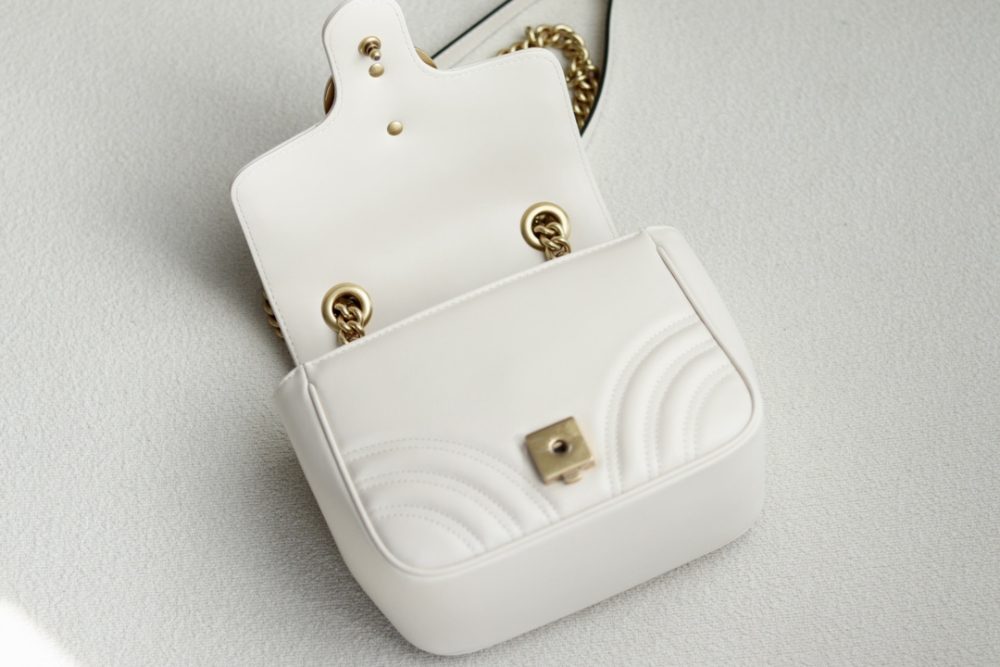 1:1 Replica GG MARMONT MINI SHOULDER BAG P White matelassé chevron leather Exclusive For Women 739682 AABZC 9022 - Image 3