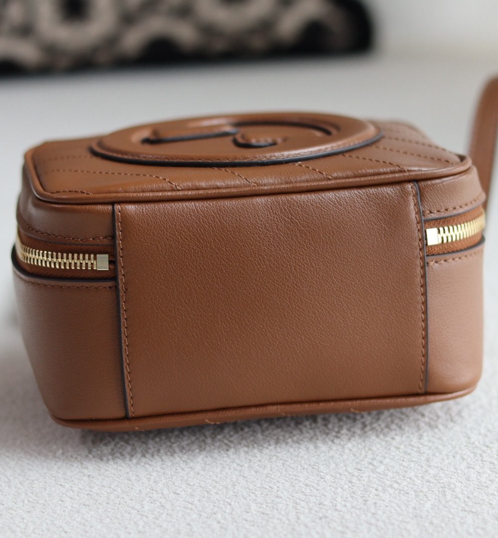 1:1 Replica GUCCI BLONDIE TOP HANDLE BAG P Cuir leather Exclusive For Women 744434 1IV0G 2535