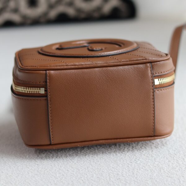 1:1 Replica GUCCI BLONDIE TOP HANDLE BAG P Cuir leather Exclusive For Women 744434 1IV0G 2535