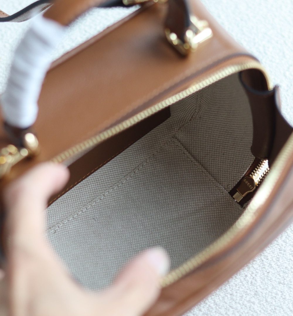 1:1 Replica GUCCI BLONDIE TOP HANDLE BAG P Cuir leather Exclusive For Women 744434 1IV0G 2535