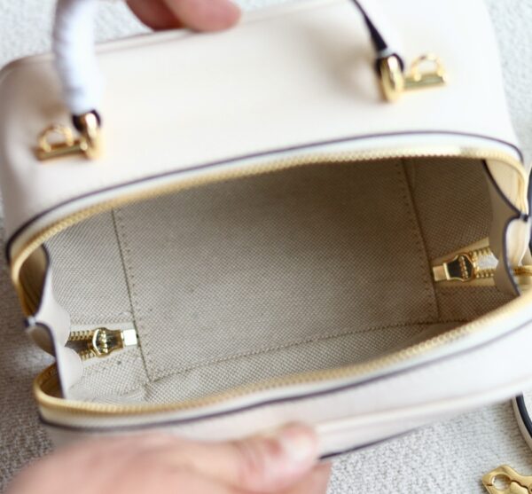 1:1 Replica GUCCI BLONDIE TOP HANDLE BAG P White leather Exclusive For Women 744434 1IV0G 9022
