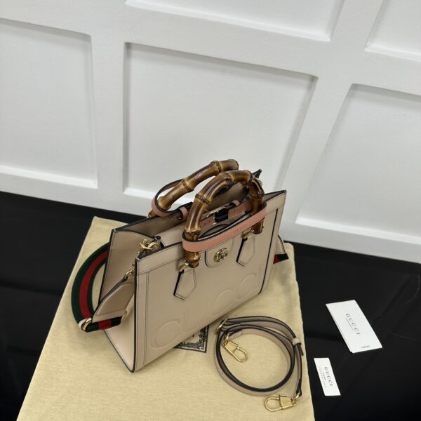 1:1 Replica GUCCI DIANA SMALL TOTE BAG P Beige leather Exclusive For Women ‎702721